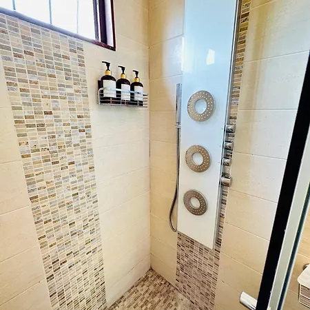 אכסניה Petite Cozy Dans Maison