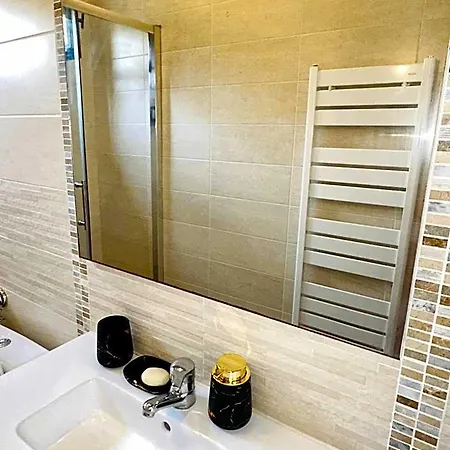 Hostal Petite Cozy Dans Maison